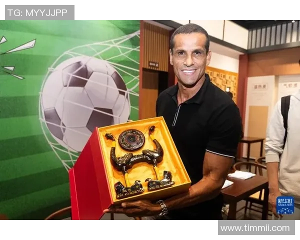 足球球星橡胶手环：球迷必备的个性化潮流单品与文化象征